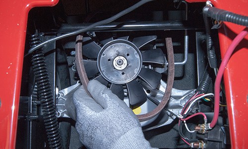 how to replace drive belt on craftsman riding mower
