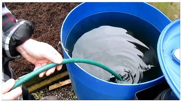 how to syphon water with a garden hose